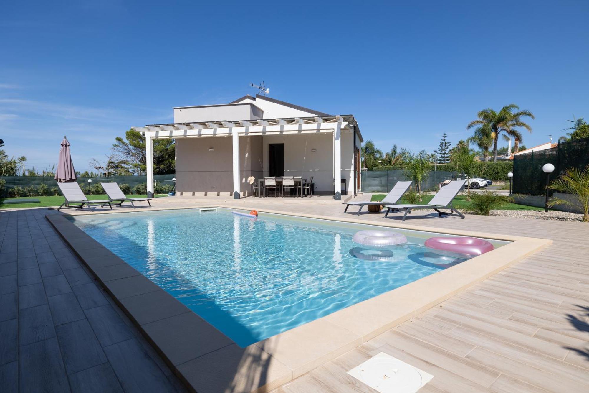 Villa Giada Campofelice Di Roccella Exterior photo